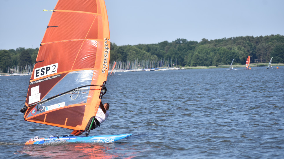 Jorge Maciel, del Playa de Oza, plata en el Mundial de windsurf
