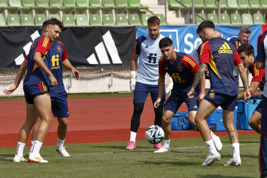 España sub-21 ya está en Bucarest