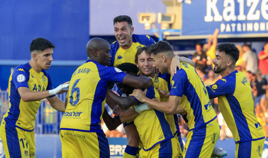 El Alcorcón remonta al Castellón para regresar a Segunda División