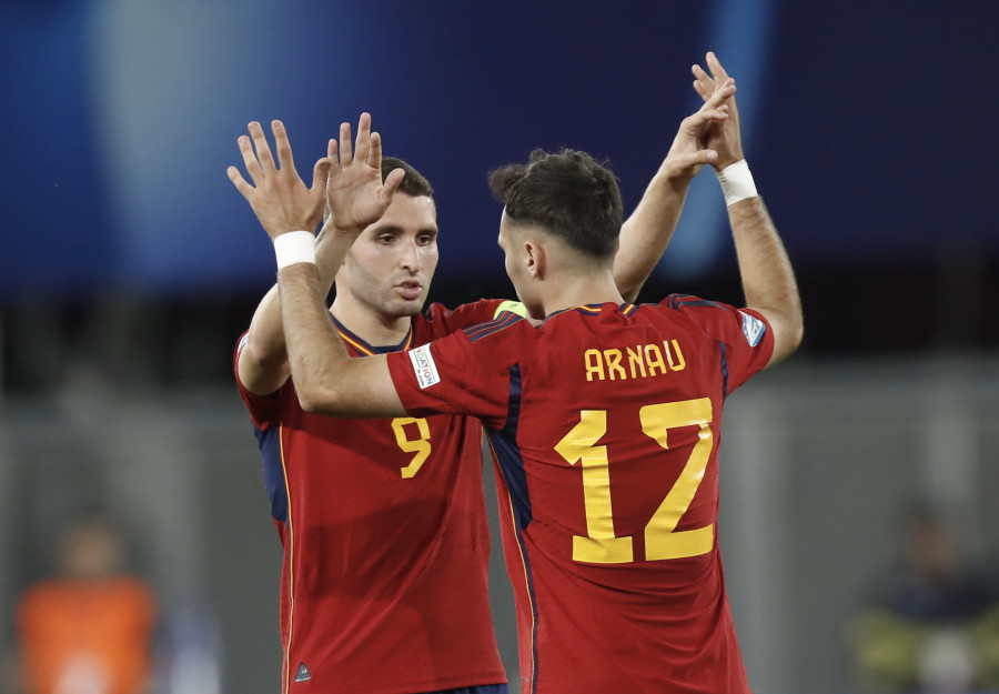 España, a semifinales y acariciando la clasificación para Paris  (2-1)