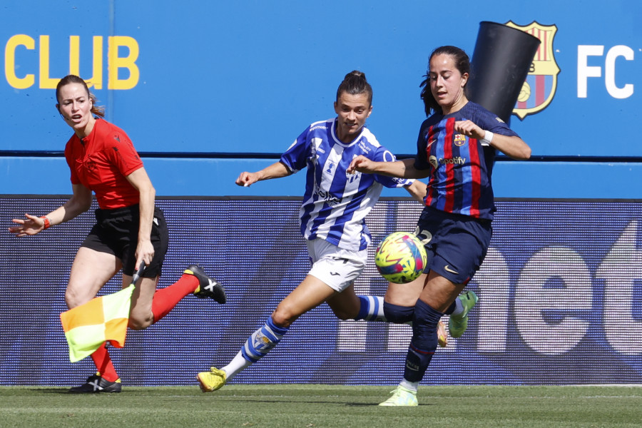 La exjugadora del Depor Nuria Rábano no seguirá en el Barça