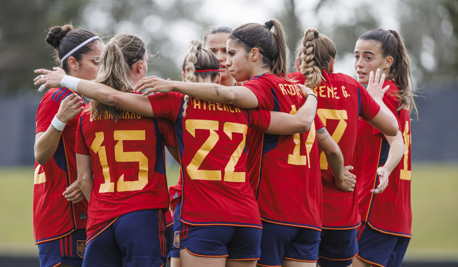 La selección española brilla en su última prueba antes del Mundial (9-0)