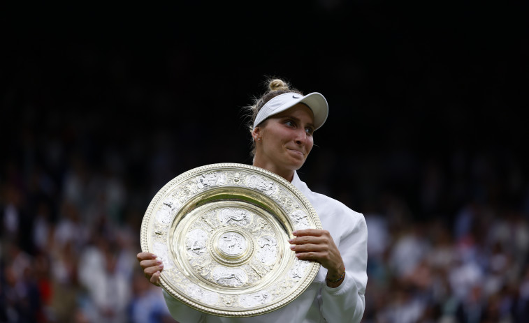 Vondrousova gana su primer Wimbledon