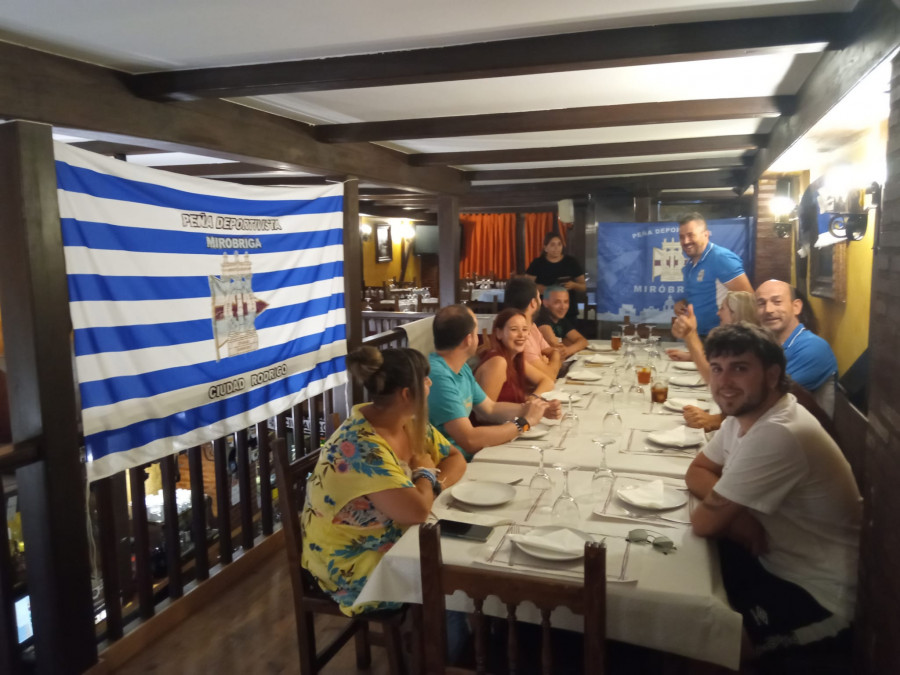 La peña ‘Miróbriga’ celebró su cena de fin de curso el pasado sábado