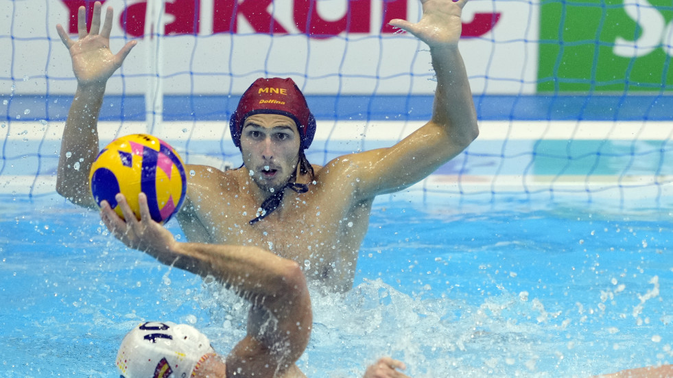 El factor Perrone lleva a España directamente a cuartos de final del Mundial (11-7)