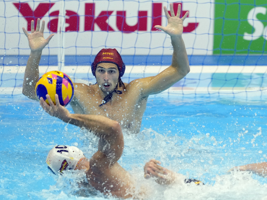 El factor Perrone lleva a España directamente a cuartos de final del Mundial (11-7)