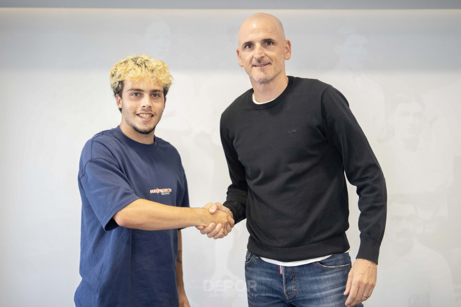 David Mella renueva con el Depor hasta 2026