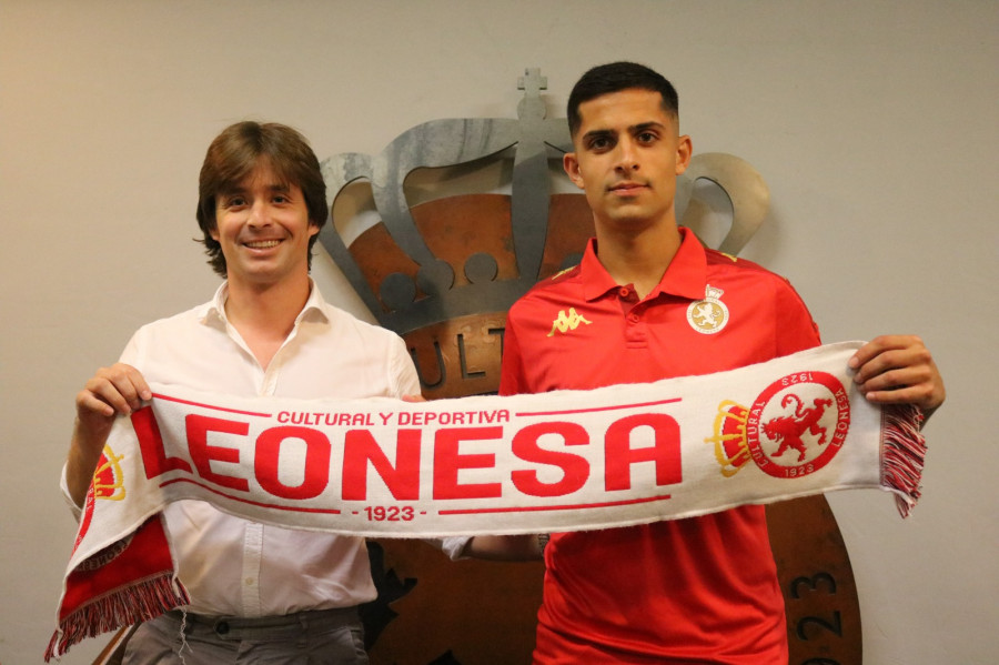 Bicho se presentó con la Cultural Leonesa