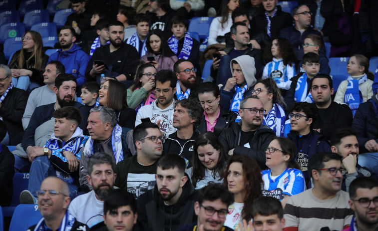 La afición pide refuerzos para el centro del campo