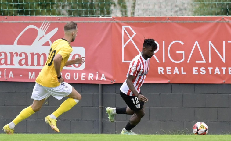Derrota con buenas sensaciones del Arteixo en el amistoso contra el Compostela