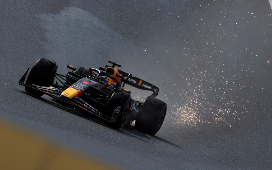 Verstappen ganó el sprint de Spa-Francorchamps, donde Sainz acabó cuarto