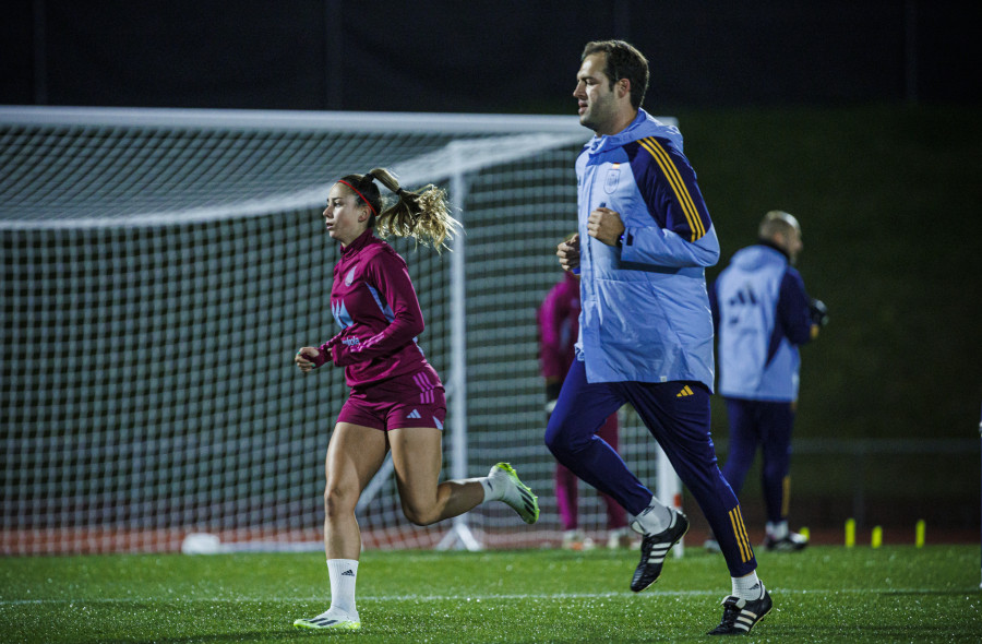 España se juega el liderato ante Japón, con Athenea e Ivana como dudas