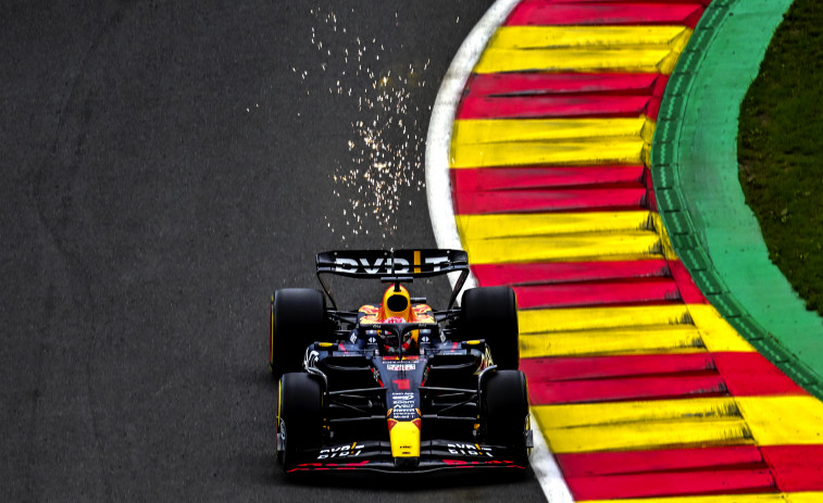 Verstappen se impone en Bélgica y Alonso termina quinto