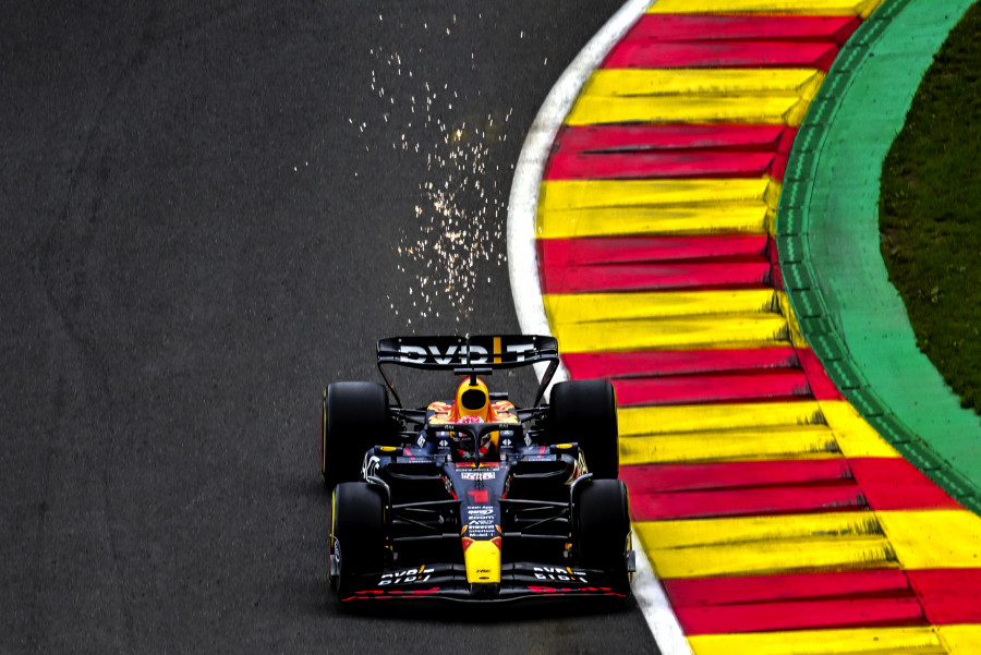 Verstappen se impone en Bélgica y Alonso termina quinto