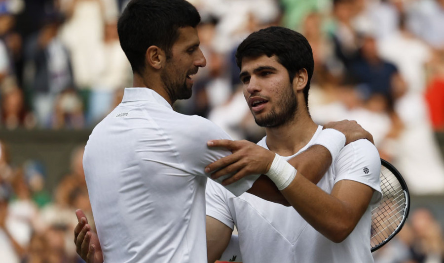 Alcaraz sólo sabe ganar a Djokovic si es remontando