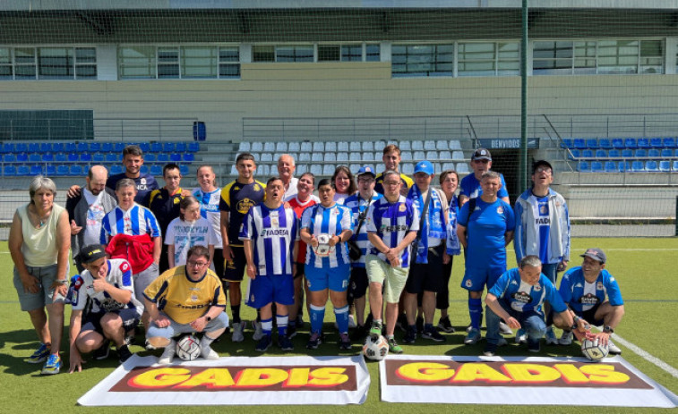 Usuarios de Aspace y Aspronaga disfrutan de dos jornadas con Gadis y el Depor en Abegondo
