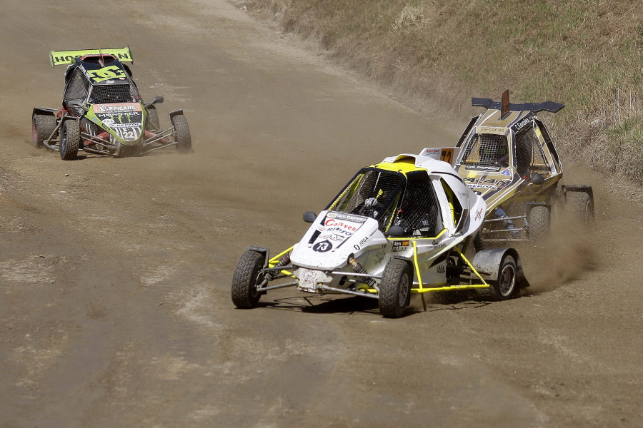 PODCAST Motor. Gran inicio de Iván Ares. Polémica en el Nacional de Autocross, Federación, Seguridad Vial…