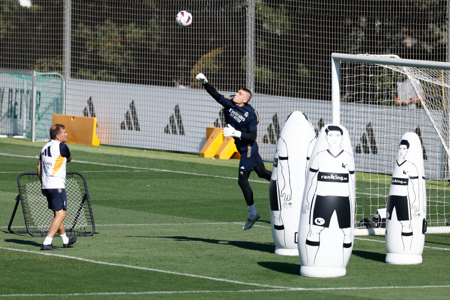 Los canteranos Cañizares y Fran González, a las órdenes de Ancelotti tras la baja de Courtois