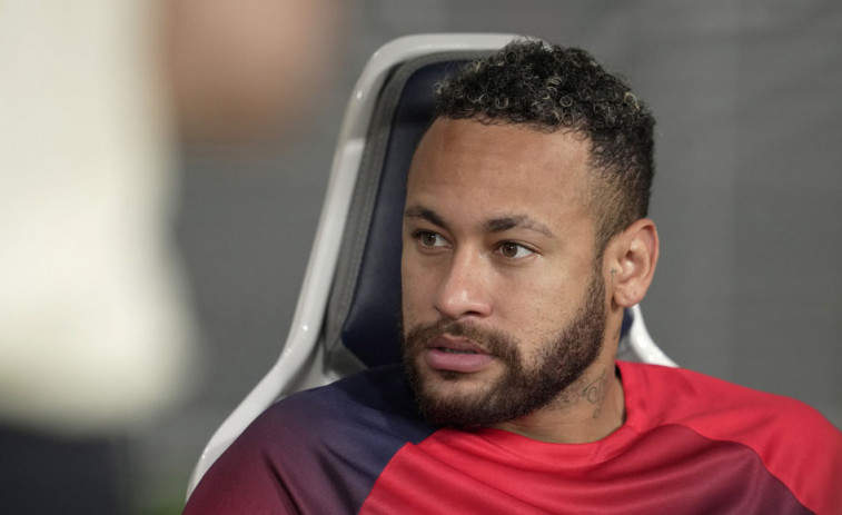 Deco afirma que el fichaje de Neymar era imposible para las condiciones del Barcelona