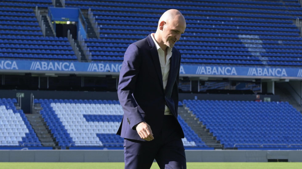 Fernando Soriano se enfrenta a otro verano de 20 operaciones en el Deportivo