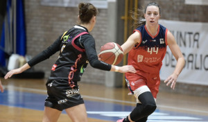 Andrea Pérez seguirá vistiendo los colores del Maristas