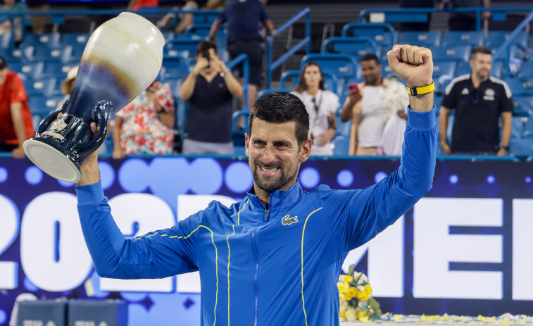 Djokovic deja sin premio a un Alcaraz monumental