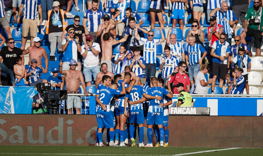 El Alavés noquea al Sevilla