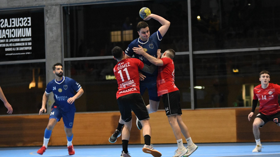 El OAR se mete en la final de la Copa Galicia (29-33)