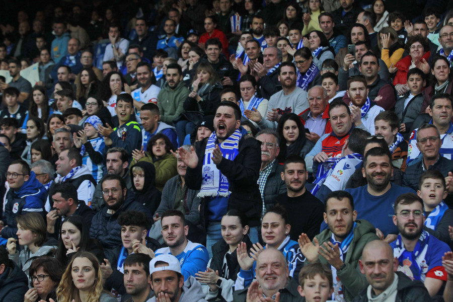 La afición del Depor, expectante de cara al inicio liguero