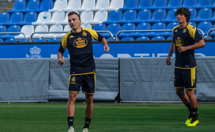 Primer entrenamiento de Pablo Valcarce con el Deportivo