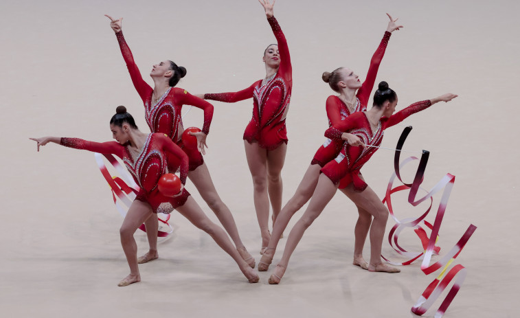 España, medalla mundial de bronce en conjuntos en Valencia