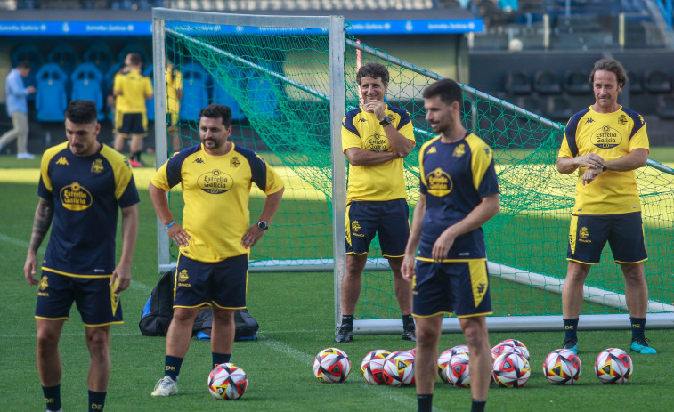 Mella, Jairo, Ochoa, Diego Gómez y Barba, los canteranos citados por el Depor