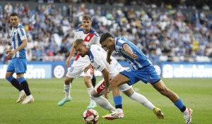 La falta de puntería, un fuera de juego inexistente y un portero de 17 años dejan al Depor sin el triunfo