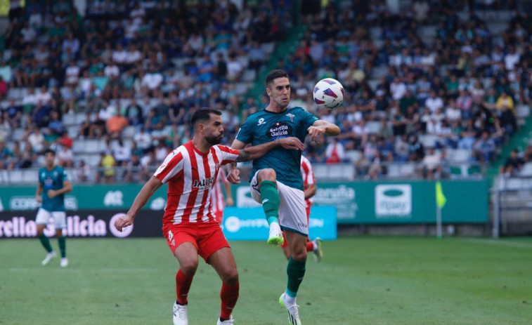El Racing de Ferrol reestrena A Malata tumbando al Sporting (2-0)