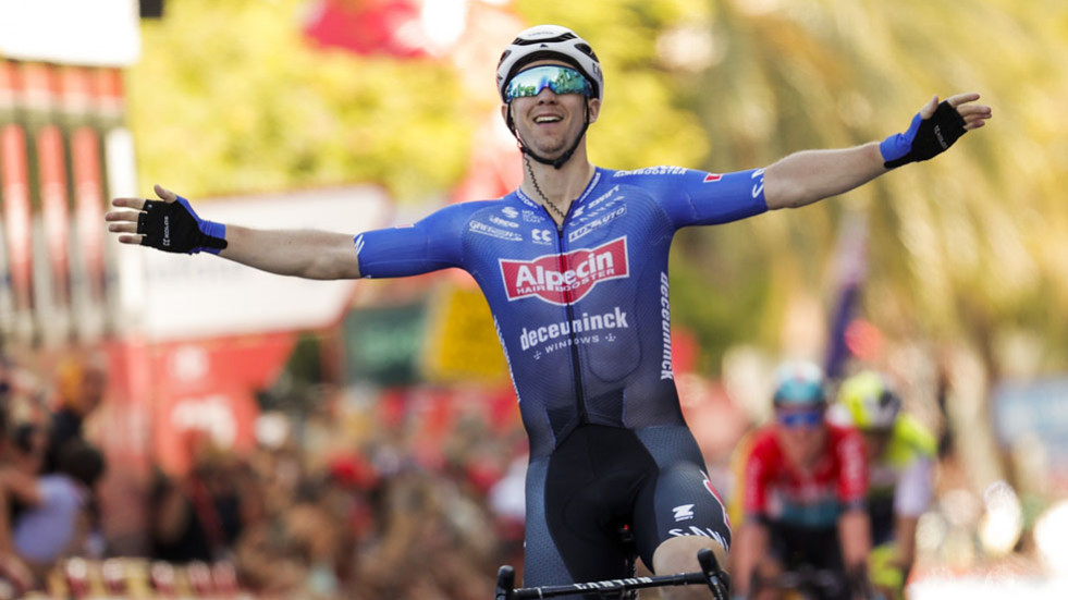 Groves se adjudica el primer esprint de la Vuelta 2023