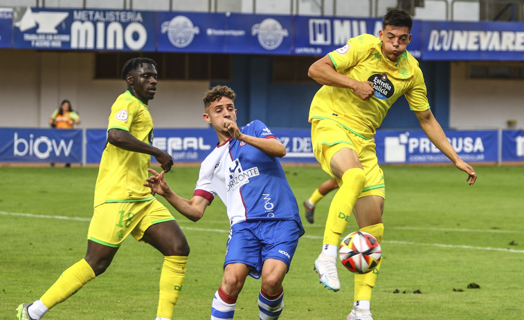 Un punto y pudieron ser tres del Fabril en su estreno ante el Avilés