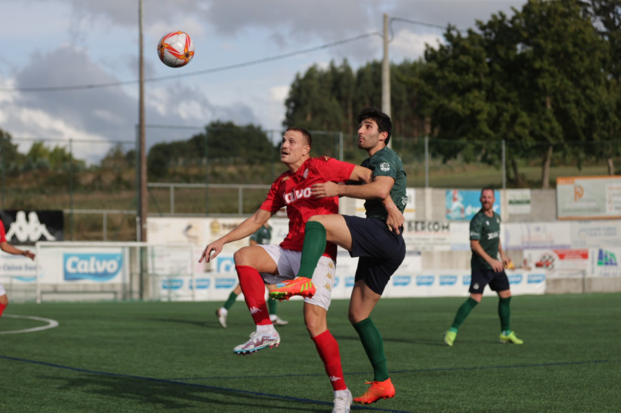 El San Tirso rescata un empate en un duelo de muchas alternativas (3-3)