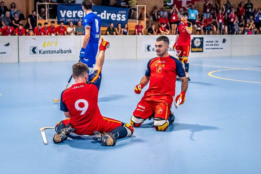 Doblete de Bruno Saavedra en el debut de España con victoria ante Italia (6-2)