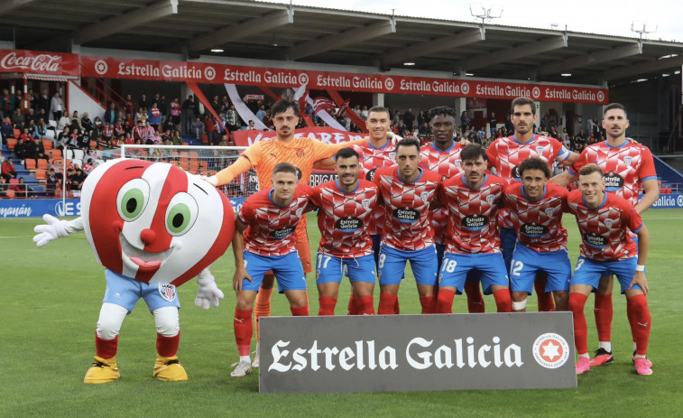 La Ponferradina cede el liderato tras empatar sin goles en Lugo