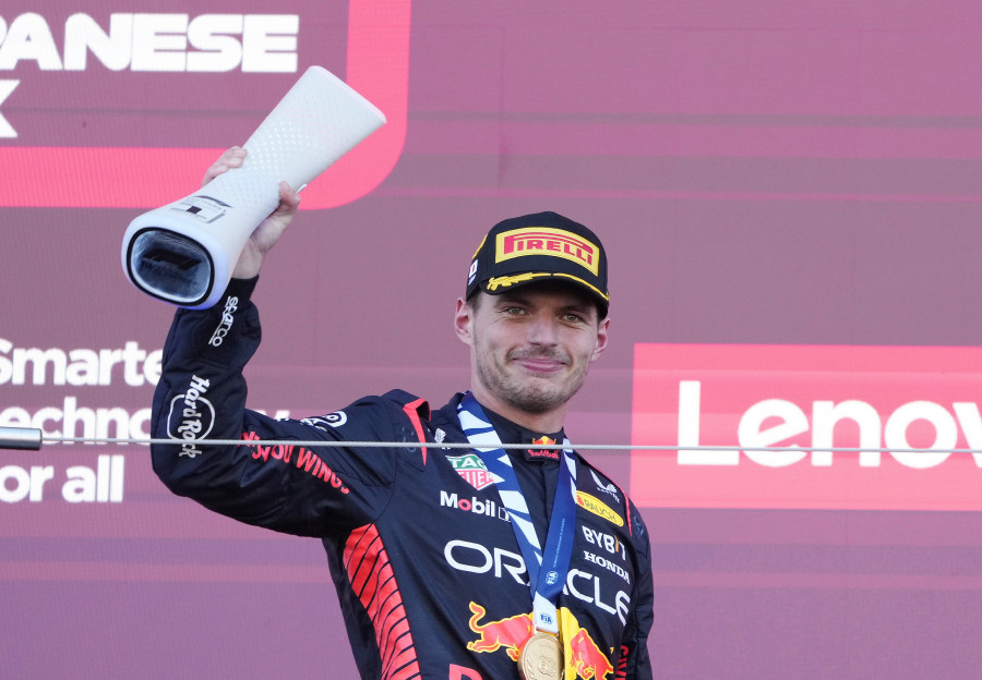 Verstappen arrasa en Japón, con Sainz sexto y Alonso octavo