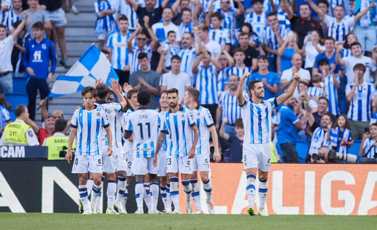 4-3: La Real Sociedad se impone en la fiesta de goles en el Reale Arena