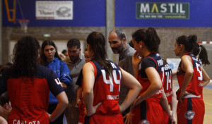 El Maristas arrolla al Ponce tras el descanso