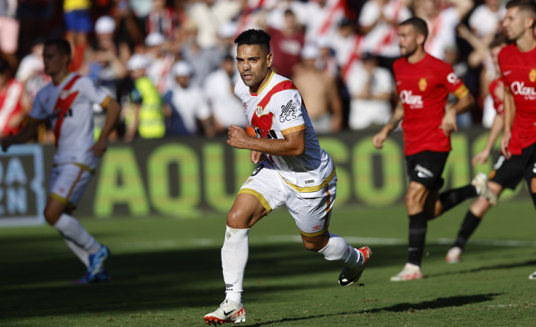 2-2 | Falcao da un punto de penalti al Rayo en el tiempo añadido