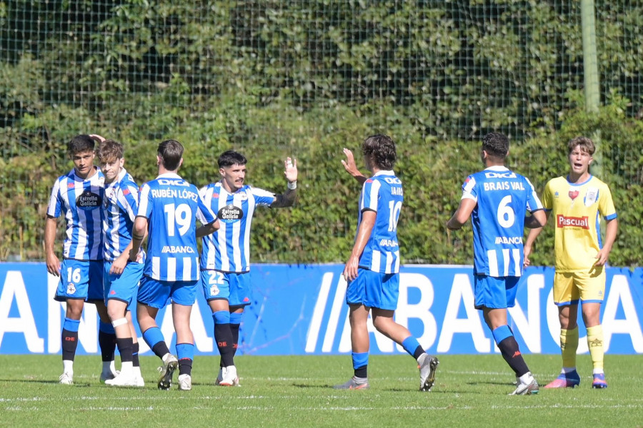 El Fabril coge carrerilla tras golear al Covadonga fuera (0-3)