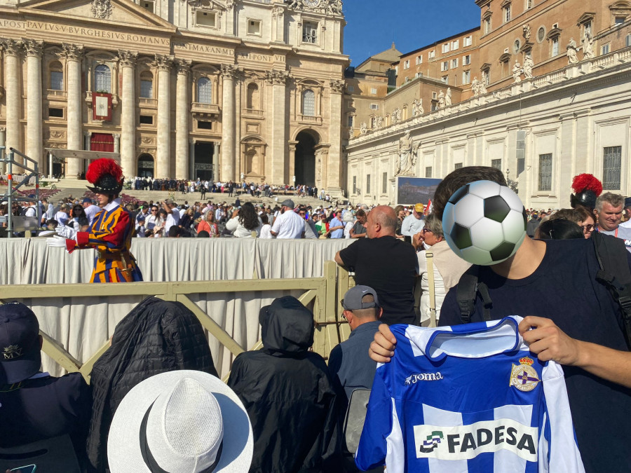 Un aficionado del Depor pide la intercesión del papa para el ascenso