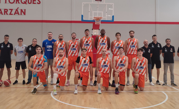 Doce hombres y un destino