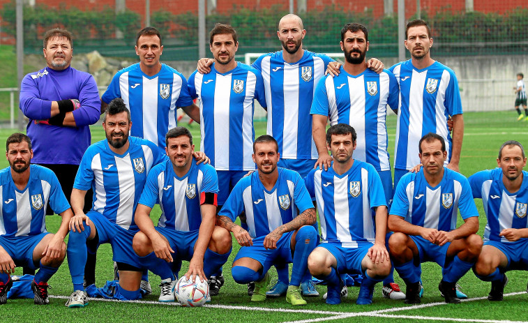 Varios gallitos de la Segunda de A Coruña-Ferrol se la juegan