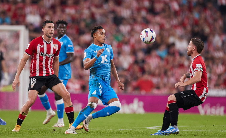 El Athletic se repone con una goleada al colista Almería (3-0)