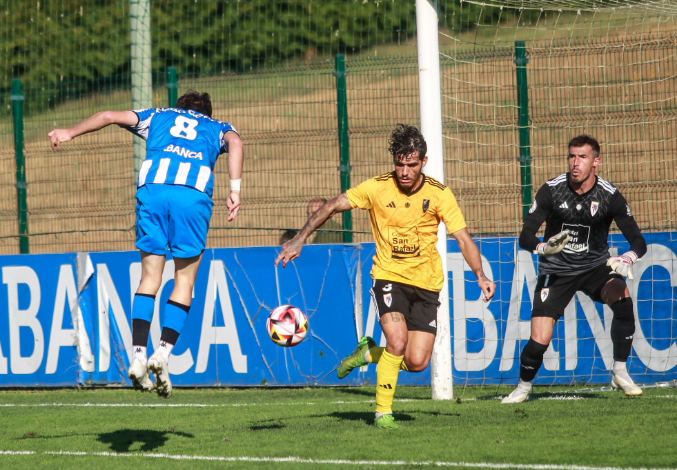 El empate entre el Fabril y el Compostela, en imágenes