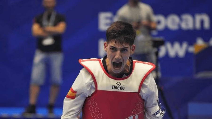 Adrián Vicente gana el bronce y asegura la plaza olímpica para España